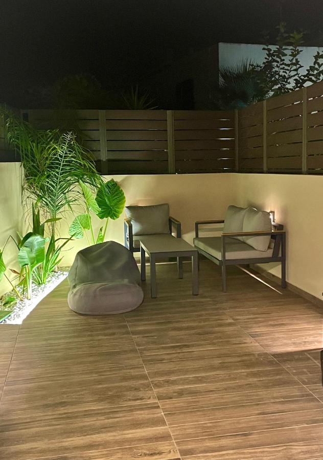 Haris White Apartment Roussospítion Dış mekan fotoğraf